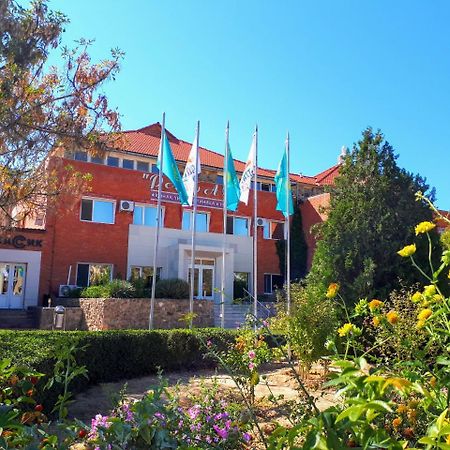 Rahat Hotel Aktau  Eksteriør billede