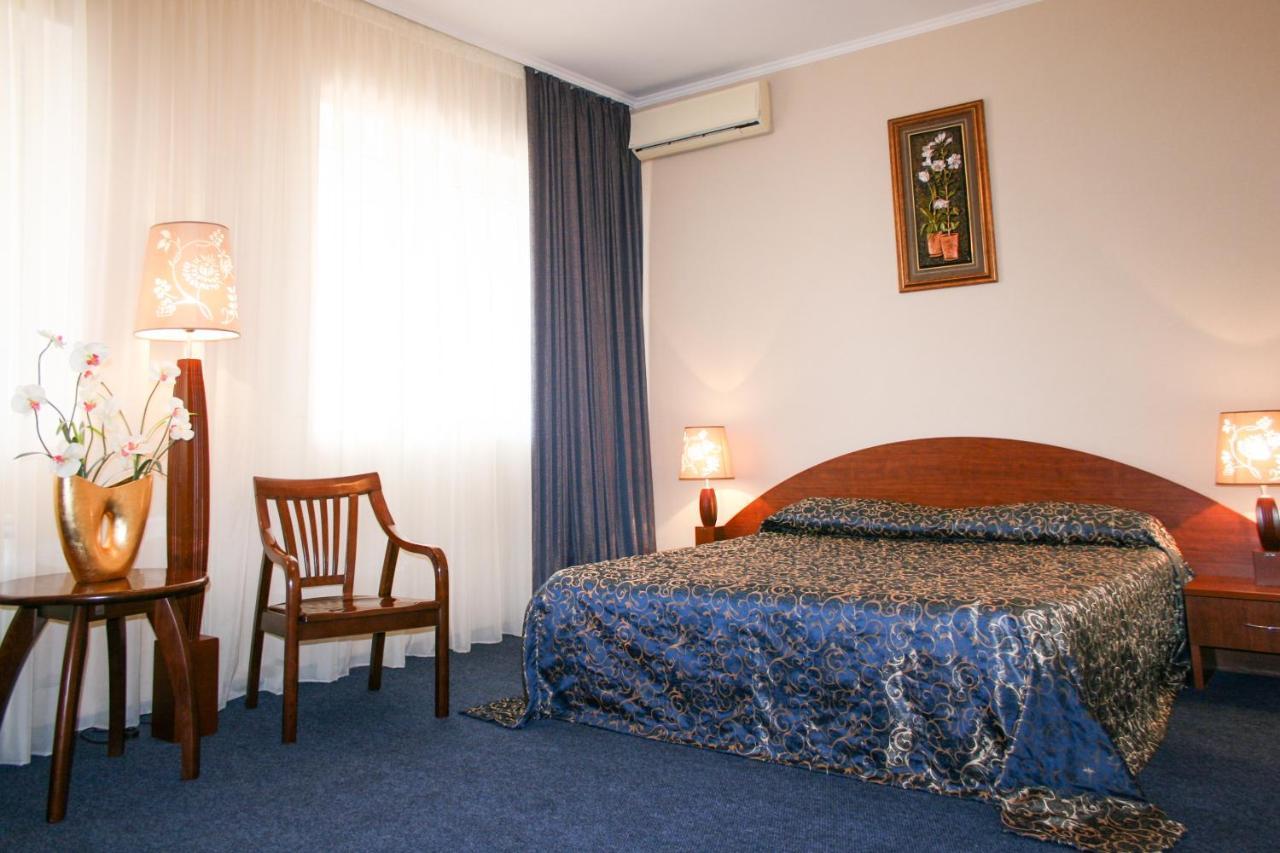 Rahat Hotel Aktau  Eksteriør billede